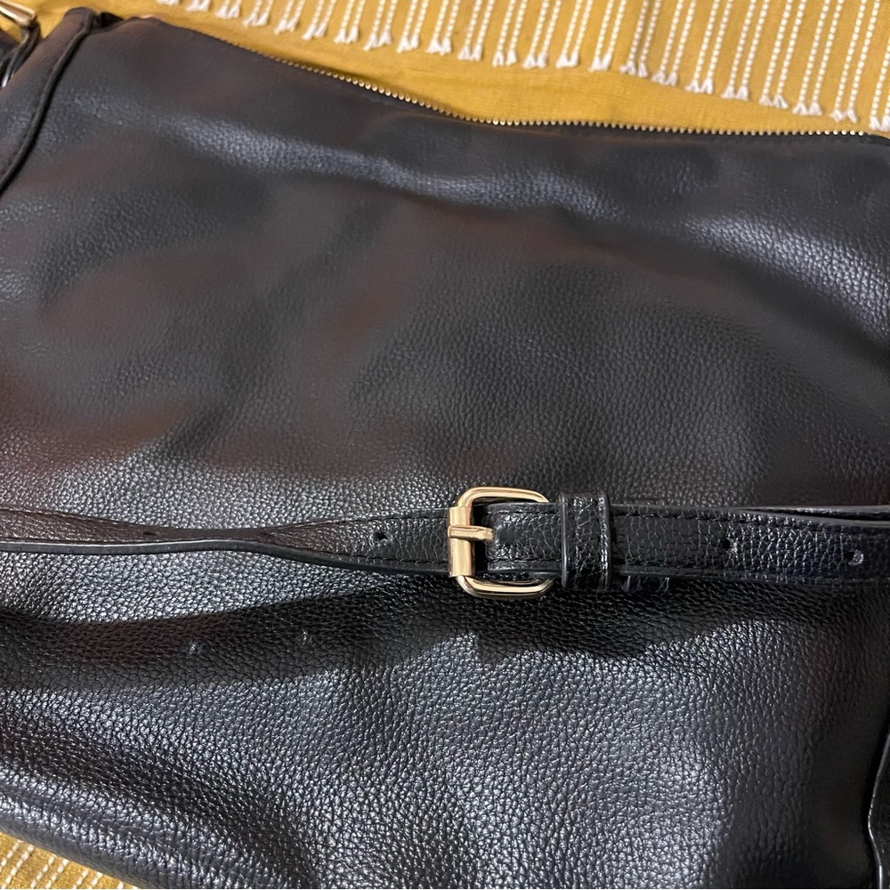 a new day black cross body purse - Picture 6 of 10